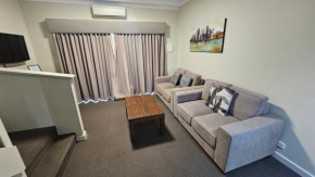 Bunbury Stay, Bunbury